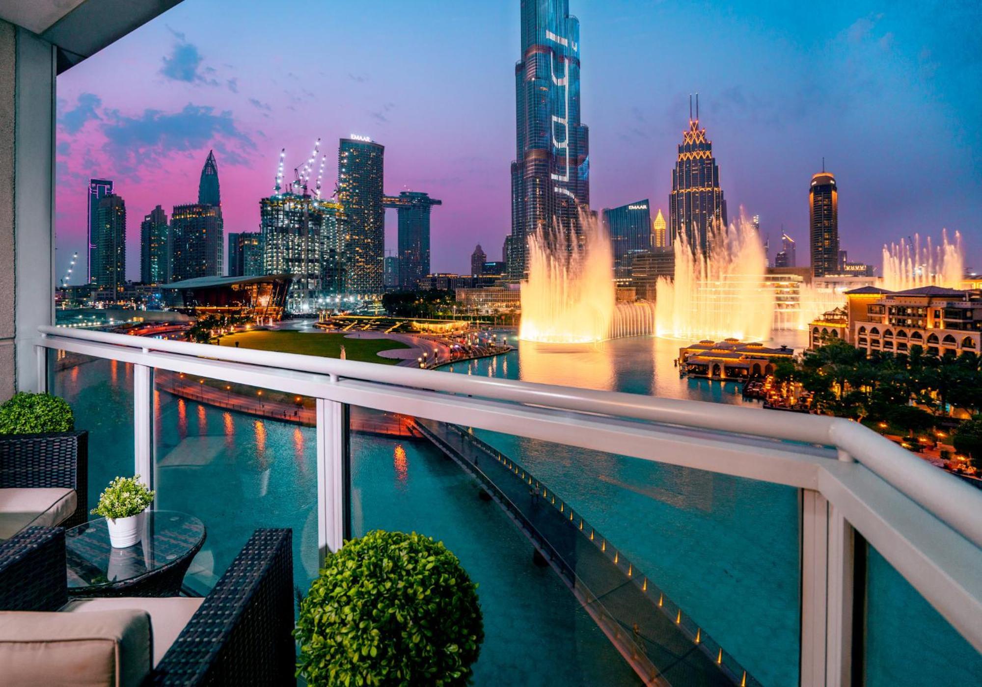 دبي Elite Royal Apartment - Full Burj Khalifa & Fountain View - Premier - 2 Bedrooms & 1 Open Bedroom Without Partition المظهر الخارجي الصورة