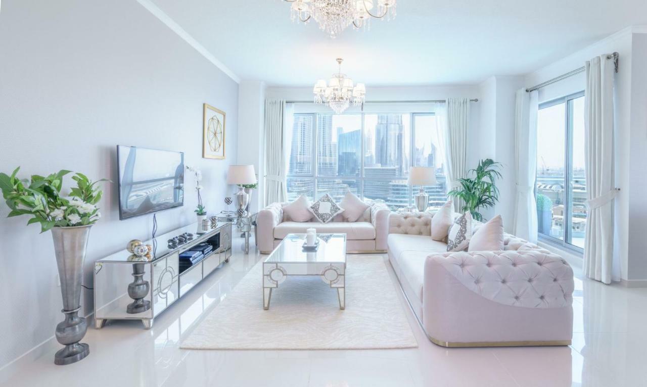 دبي Elite Royal Apartment - Full Burj Khalifa & Fountain View - Premier - 2 Bedrooms & 1 Open Bedroom Without Partition المظهر الخارجي الصورة