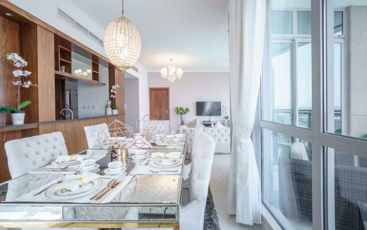 دبي Elite Royal Apartment - Full Burj Khalifa & Fountain View - Premier - 2 Bedrooms & 1 Open Bedroom Without Partition المظهر الخارجي الصورة